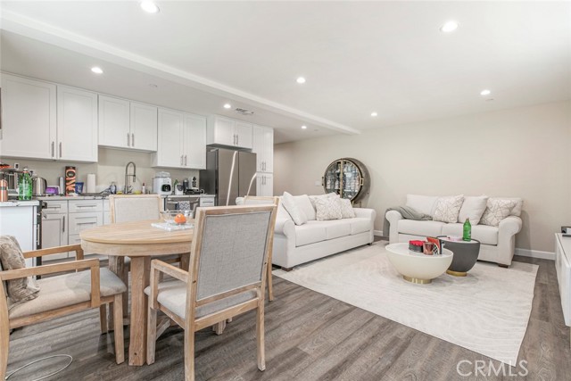 Detail Gallery Image 39 of 64 For 17465 Tuscan Dr, Granada Hills,  CA 91344 - 6 Beds | 5 Baths