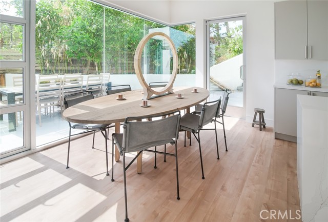 Detail Gallery Image 14 of 32 For 468 Ashton Dr, Laguna Beach,  CA 92651 - 4 Beds | 4/1 Baths