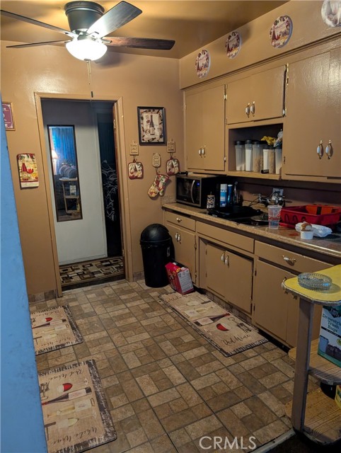 Detail Gallery Image 31 of 41 For 203 W 77th St St, Los Angeles,  CA 90003 - – Beds | – Baths