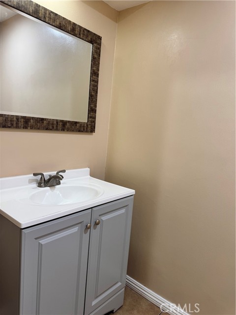 Detail Gallery Image 14 of 25 For 3818 Ferndale Ave, San Bernardino,  CA 92404 - 2 Beds | 2 Baths