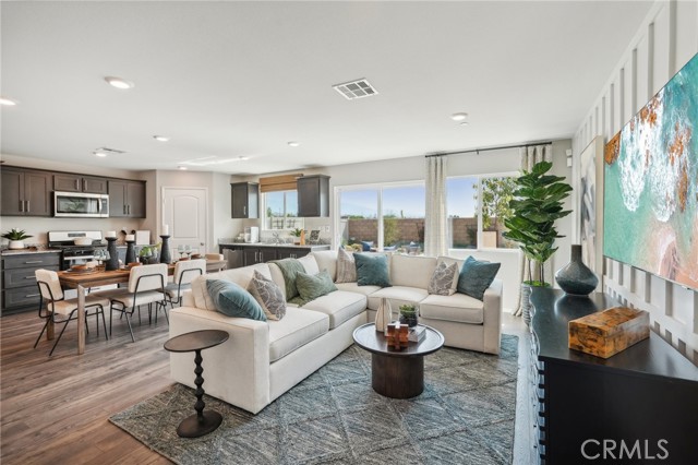 MODEL HOME