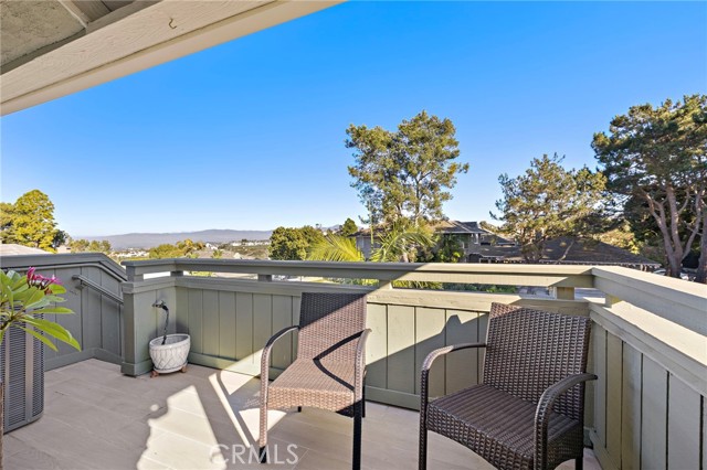 Detail Gallery Image 32 of 51 For 25 Lucerne St, Newport Beach,  CA 92660 - 3 Beds | 2/1 Baths