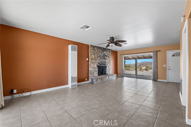 Detail Gallery Image 8 of 32 For 61375 Latham Trl, Joshua Tree,  CA 92252 - 3 Beds | 2 Baths