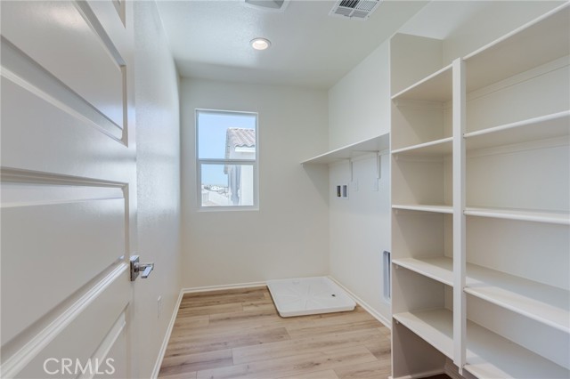 13119 Lancaster Street, Hesperia CA: https://media.crmls.org/medias/b5249c5d-6db0-48b5-a054-ddd4eaffeeec.jpg