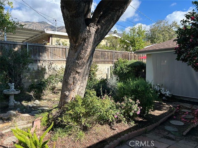 Detail Gallery Image 22 of 26 For 1215 Coronet, Pasadena,  CA 91107 - 2 Beds | 2 Baths