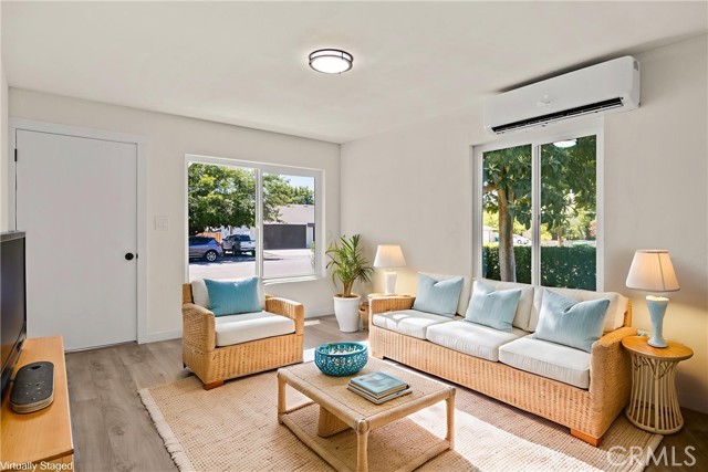 454 F St, Biggs CA: https://media.crmls.org/medias/b525c694-7c76-4d17-b345-154b423ac341.jpg