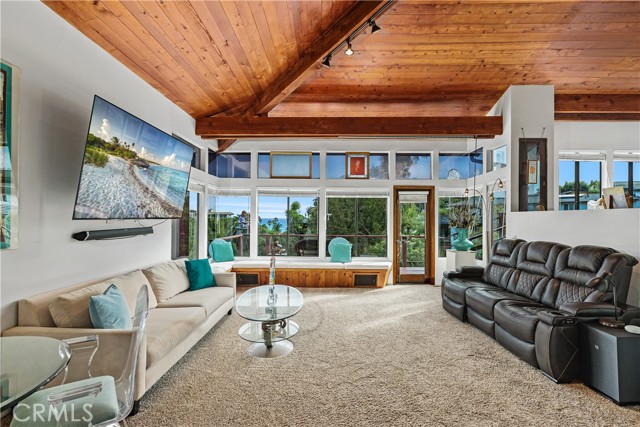 237 W Avenida Alessandro, San Clemente CA: https://media.crmls.org/medias/b525ef25-2cef-43c0-a6ae-cbba7239a8b3.jpg