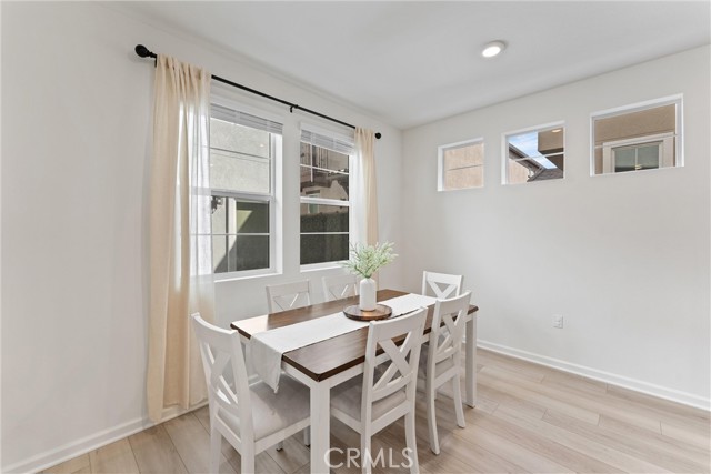 Detail Gallery Image 15 of 49 For 4010 Summer Way, Corona,  CA 92883 - 4 Beds | 3 Baths