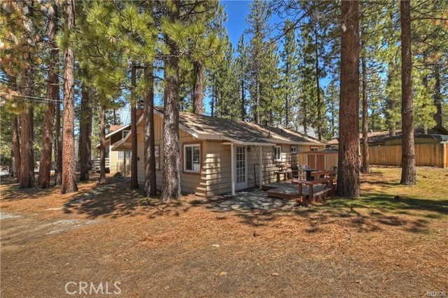 Detail Gallery Image 21 of 28 For 589 St Anton Ct, Big Bear Lake,  CA 92315 - 3 Beds | 1/1 Baths