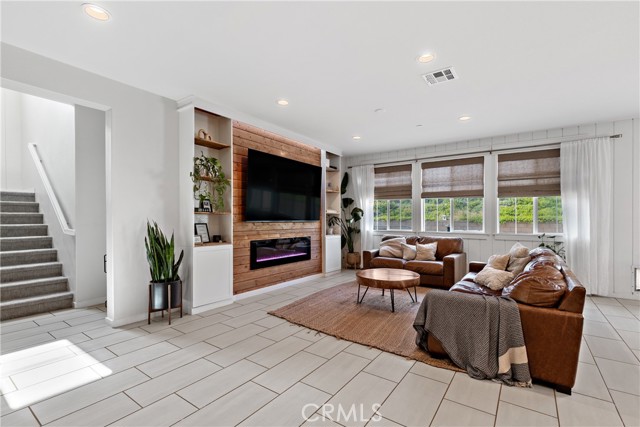 28341 Heather Green Way, Menifee CA: https://media.crmls.org/medias/b526d208-ff37-41db-ac20-10277325da5b.jpg