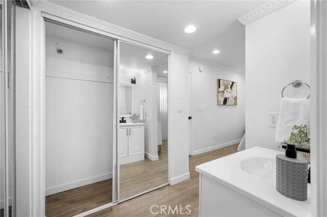 Detail Gallery Image 16 of 28 For 408 Burchett St #5,  Glendale,  CA 91203 - 2 Beds | 2 Baths