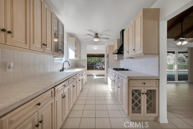 Detail Gallery Image 42 of 53 For 3953 Bon Homme Rd, Calabasas,  CA 91302 - 4 Beds | 3 Baths