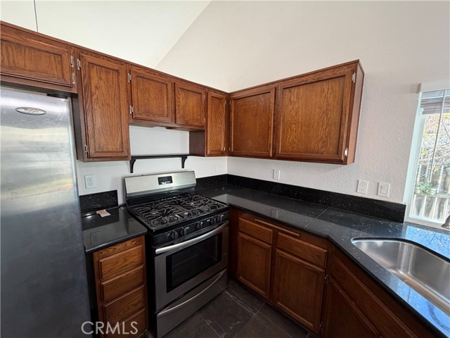 Detail Gallery Image 23 of 34 For 14412 Mountain High, Fontana,  CA 92337 - 3 Beds | 2 Baths