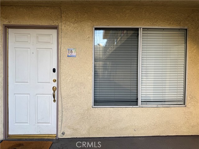 Detail Gallery Image 9 of 14 For 7035 Woodley #116,  Van Nuys,  CA 91406 - 2 Beds | 2 Baths