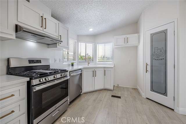 Detail Gallery Image 16 of 39 For 929 E Foothill Bld #140,  Upland,  CA 91786 - 3 Beds | 2 Baths