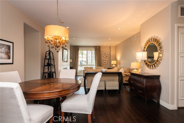 Detail Gallery Image 10 of 41 For 305 Caruso, Glendale,  CA 91210 - 2 Beds | 3 Baths