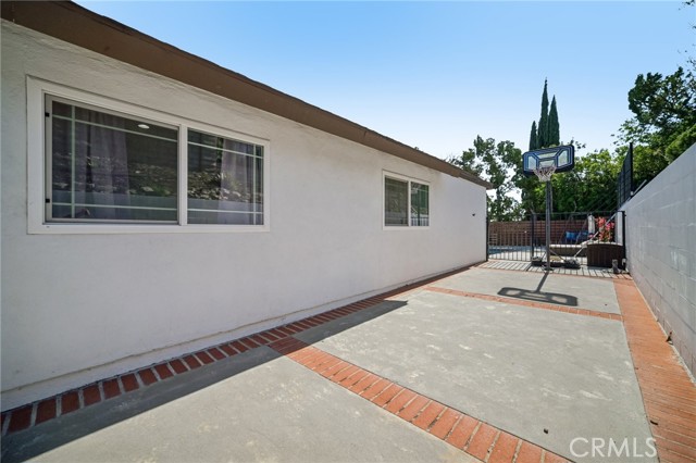Detail Gallery Image 28 of 52 For 11461 Amigo Ave, Porter Ranch,  CA 91326 - 3 Beds | 2 Baths