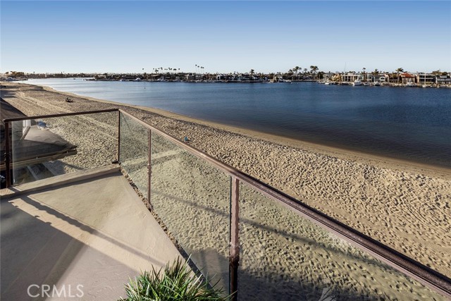 Detail Gallery Image 21 of 37 For 5818 E Bay Shore, Long Beach,  CA 90803 - 4 Beds | 4/1 Baths