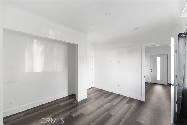 6653 Belmar Avenue, Reseda CA: https://media.crmls.org/medias/b52b5e86-6976-4ab6-8edb-d448032ef6d9.jpg