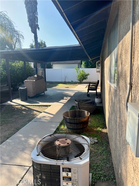 24931 Heil Drive, Moreno Valley CA: https://media.crmls.org/medias/b52bbaeb-2b00-43ac-bb95-10b3fb02701a.jpg