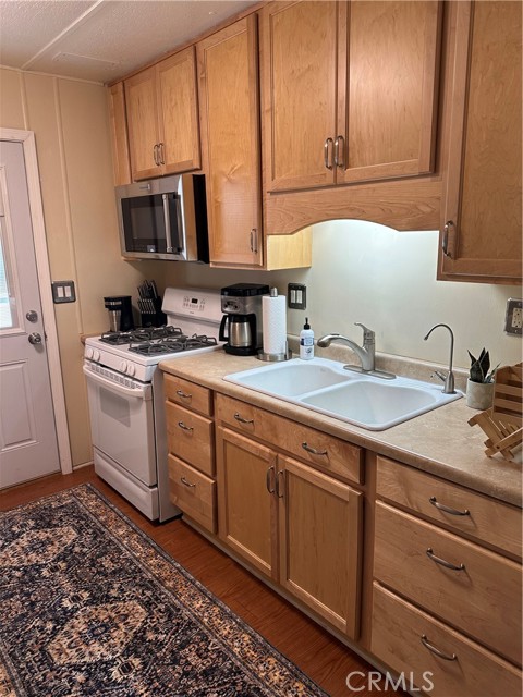 Detail Gallery Image 6 of 47 For 725 W Thornton Ave #32,  Hemet,  CA 92543 - 2 Beds | 1 Baths