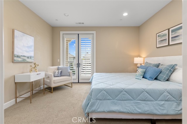 Image 27 of 61 For 17472 Oakbluffs Lane