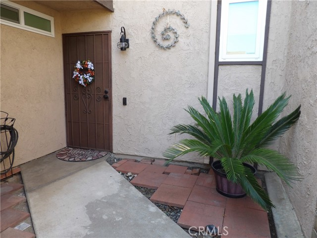 2175 Aspenwood Court, San Bernardino CA: https://media.crmls.org/medias/b52cd3cb-0880-4aa6-b468-e6ac2f627c82.jpg