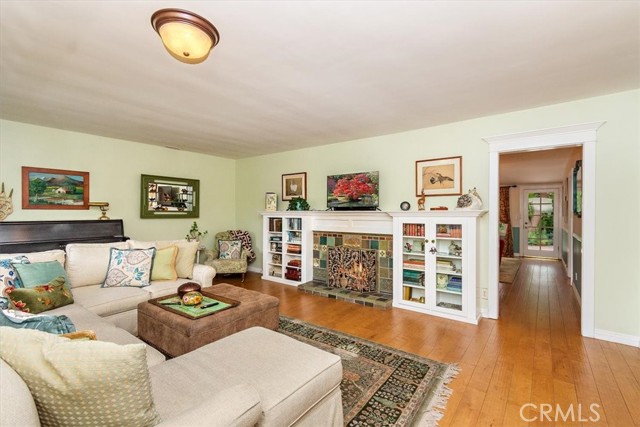 435 W Malvern Avenue, Fullerton, CA, 92832 435 W Malvern Avenue, Fullerton, CA, 92832