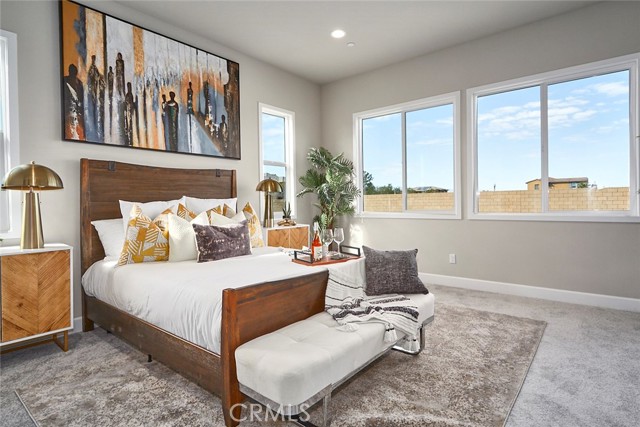 Detail Gallery Image 13 of 34 For 19372 Earth Summit, Apple Valley,  CA 92308 - 6 Beds | 4/1 Baths