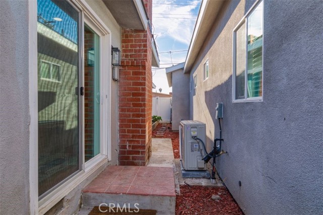 Detail Gallery Image 25 of 68 For 10511 Dewey Dr, Garden Grove,  CA 92840 - 10 Beds | 6 Baths