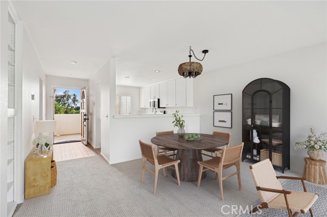 Detail Gallery Image 2 of 23 For 440 Villa Point, Newport Beach,  CA 92660 - 2 Beds | 2 Baths