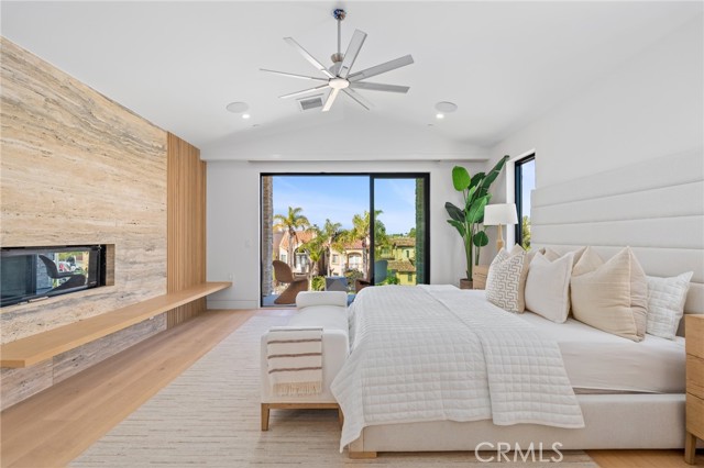 Detail Gallery Image 29 of 45 For 520 11th St, Huntington Beach,  CA 92648 - 3 Beds | 3/1 Baths