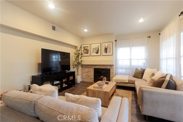 Detail Gallery Image 4 of 19 For 38 via Contento, Rancho Santa Margarita,  CA 92688 - 2 Beds | 2 Baths