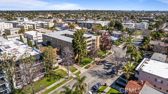 Detail Gallery Image 47 of 47 For 3665 E 1st St #202,  Long Beach,  CA 90803 - 2 Beds | 2 Baths