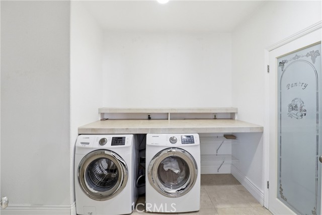 Image 23 of 52 For 16025 Perry Heights