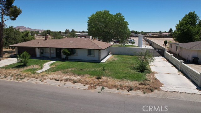 41060 158th E Street, Lake Los Angeles CA: https://media.crmls.org/medias/b52fbc39-eb84-40eb-a47a-5b9c18468780.jpg