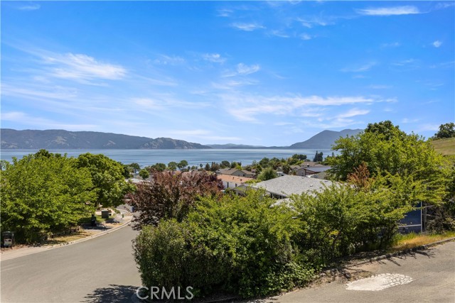 Detail Gallery Image 4 of 41 For 505 Walnut Dr, Lakeport,  CA 95453 - 2 Beds | 1 Baths