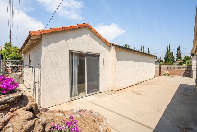10525 Olive Street, Temple City CA: https://media.crmls.org/medias/b5319b63-b529-4545-b565-dfcf2ff7b088.jpg