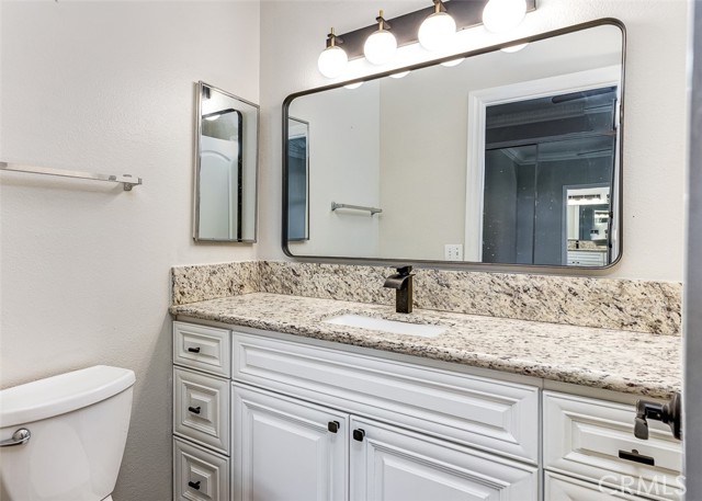 Detail Gallery Image 11 of 20 For 19431 Rue De Valore 35k,  Lake Forest,  CA 92610 - 3 Beds | 3 Baths