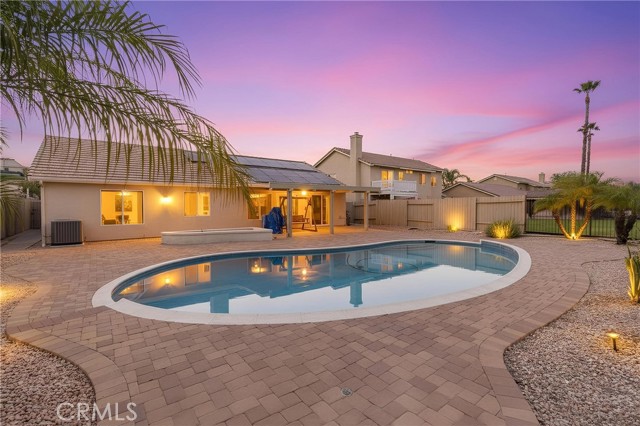 Detail Gallery Image 2 of 59 For 33281 via Chapparo, Temecula,  CA 92592 - 3 Beds | 2 Baths