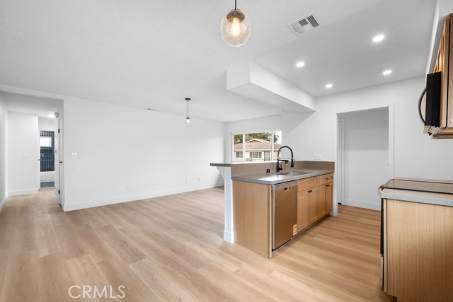 Detail Gallery Image 7 of 32 For 18103 Camino Bello #4,  Rowland Heights,  CA 91748 - 2 Beds | 1 Baths