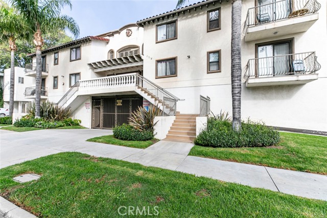 Detail Gallery Image 2 of 21 For 17115 Chatsworth St, Granada Hills,  CA 91344 - – Beds | – Baths