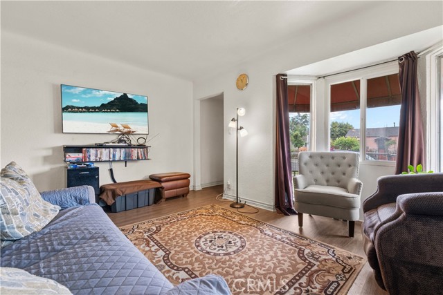 11204 Alvaro Street, Los Angeles CA: https://media.crmls.org/medias/b532ecfd-7b3b-4f33-8be2-dc926622f352.jpg