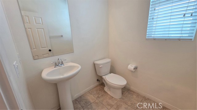 Detail Gallery Image 16 of 25 For 2915 E via Terrano, Ontario,  CA 91764 - 3 Beds | 2/1 Baths