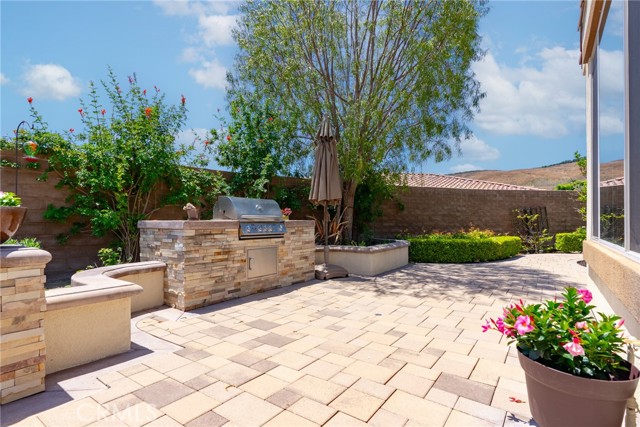 14 Garza, Rancho Mission Viejo CA: https://media.crmls.org/medias/b5337fb2-6cf1-4cee-9e3e-968c89e4a226.jpg