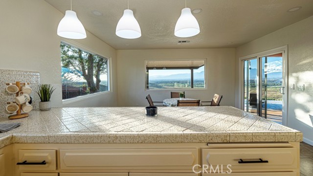 Detail Gallery Image 24 of 40 For 6796 Rolling Hills Dr, Riverside,  CA 92505 - 3 Beds | 2 Baths