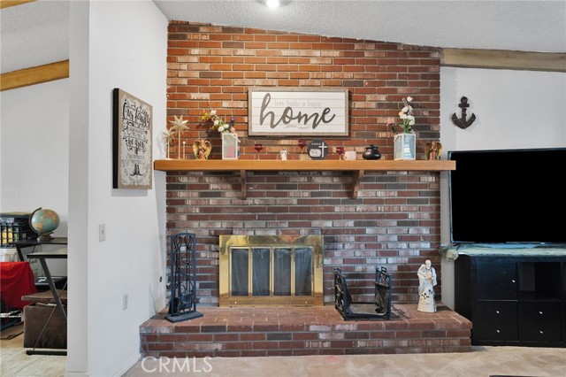 Detail Gallery Image 4 of 40 For 13167 Olathe Rd, Apple Valley,  CA 92308 - 4 Beds | 2 Baths