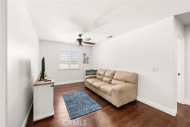 33335 Fox Road, Temecula CA: https://media.crmls.org/medias/b534c63c-3c6e-4b9d-8ccf-fe035cab8257.jpg