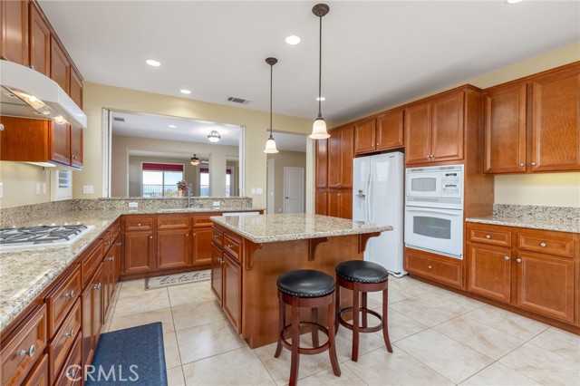 Detail Gallery Image 12 of 43 For 454 Glacier Park, Beaumont,  CA 92223 - 3 Beds | 2 Baths