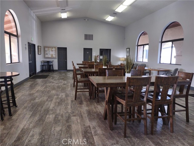 64550 Pierson Boulevard, Desert Hot Springs CA: https://media.crmls.org/medias/b5365ea3-91ac-4738-aabd-8990bc8e88f2.jpg